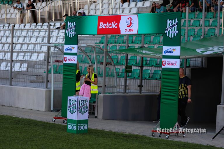 FOTO: WISŁOKA DĘBICA vs. JKS Jarosław