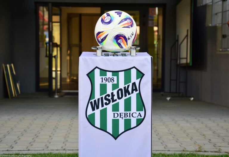 FOTO: WISŁOKA DĘBICA vs. JKS Jarosław PART3