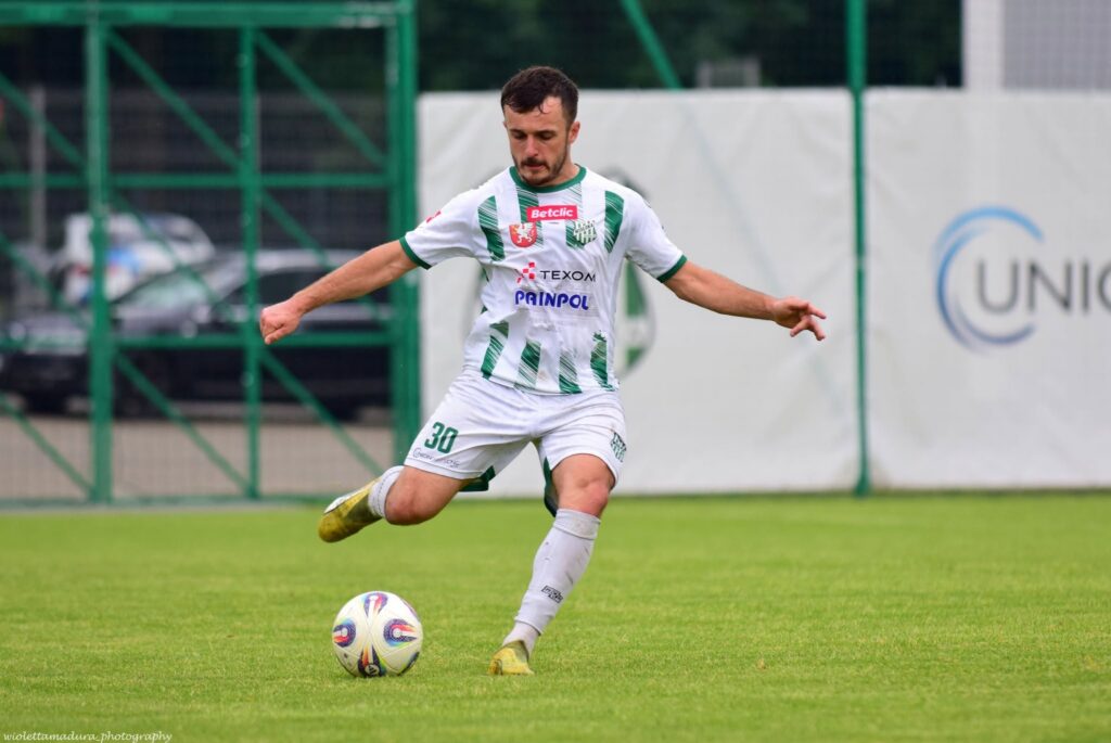 JAKUB BATOR I DOMINIK KULON ZOSTAJĄ W WISŁOCE